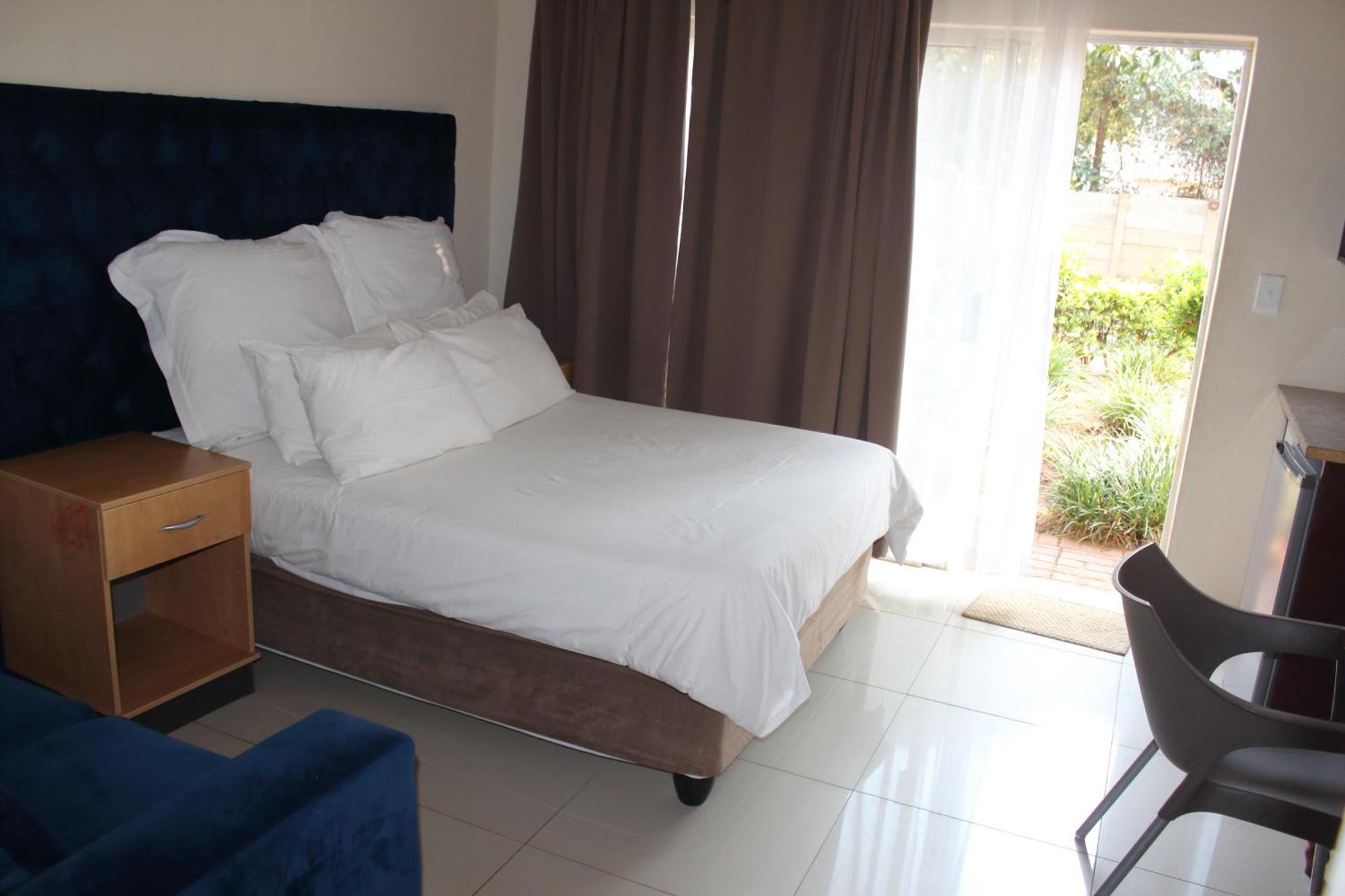 Purple Olive Guest House Pretoria-Noord Dış mekan fotoğraf