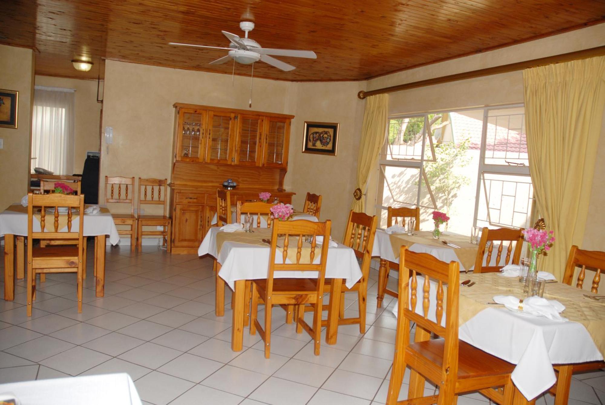 Purple Olive Guest House Pretoria-Noord Dış mekan fotoğraf